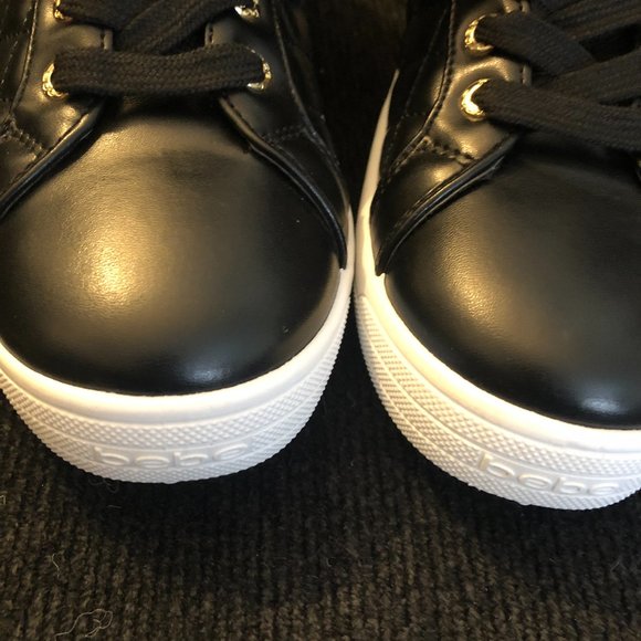WOMEN BEBE HIGH TOP SNEAKERS (NWOT) MAY RUN 1/2 SM - Picture 3 of 7